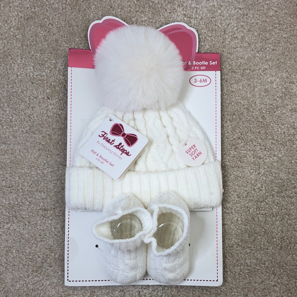 Baby’s Stepping Stones Hat & Bootie Set